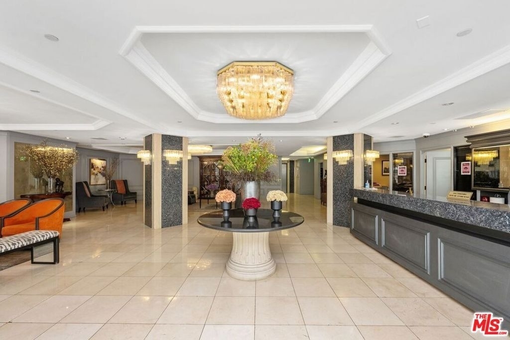 10660 Wilshire Boulevard - Photo 5