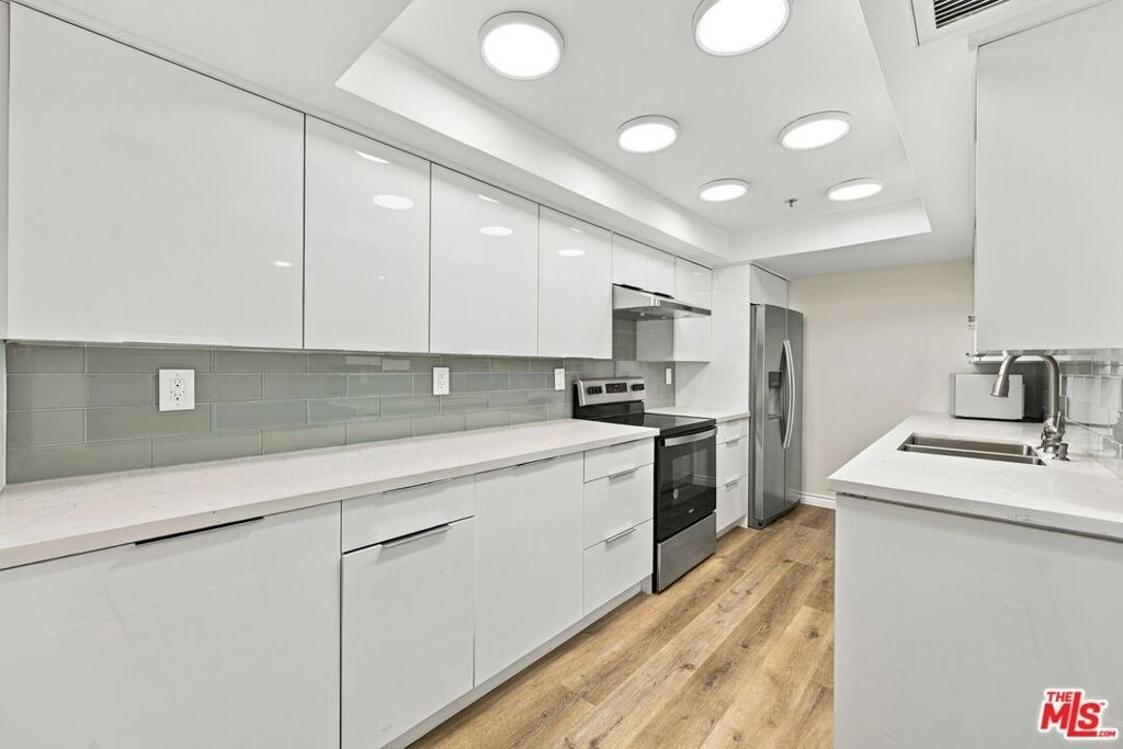 10660 Wilshire Boulevard - Photo 15