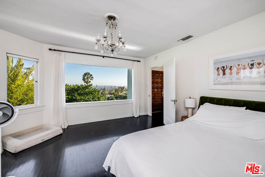 1750 N Fairfax Avenue - Photo 14