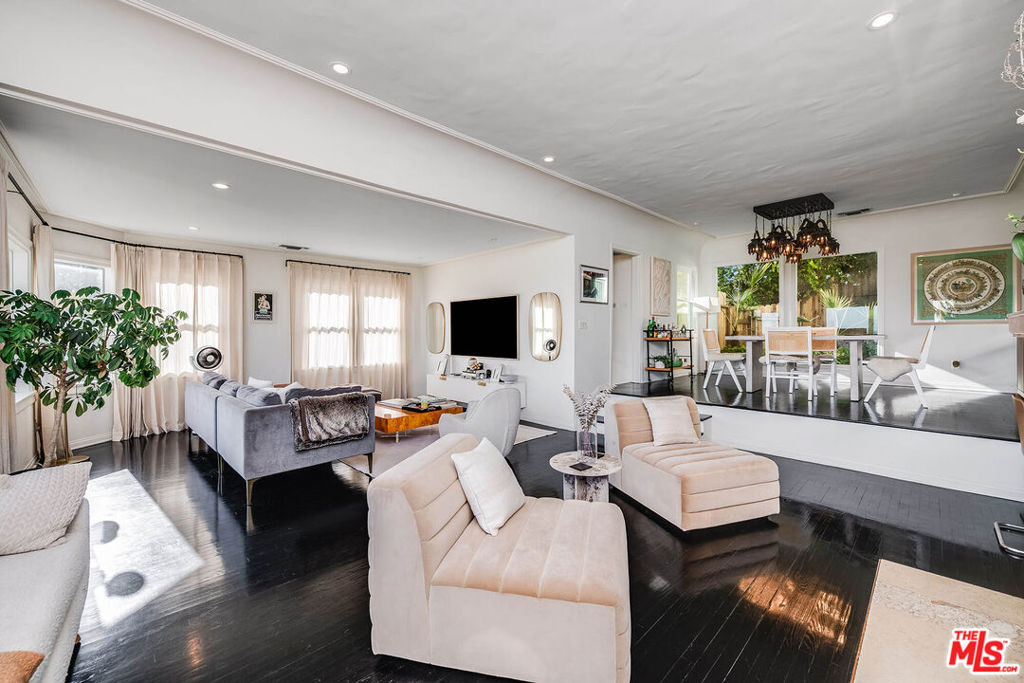 1750 N Fairfax Avenue - Photo 11