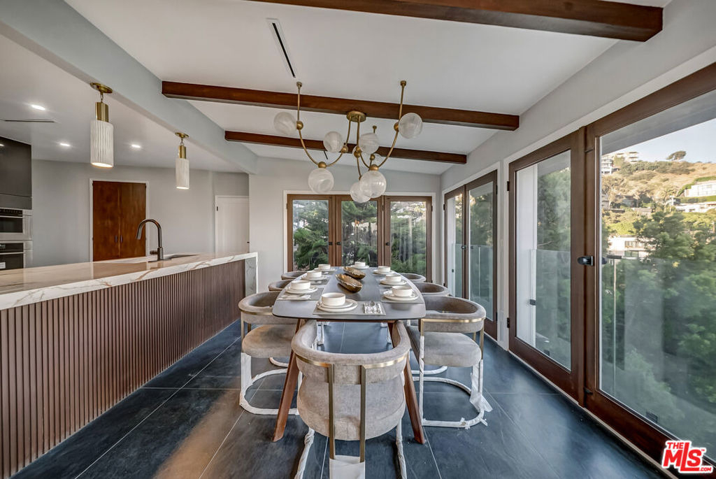 8874 Evanview Drive - Photo 10