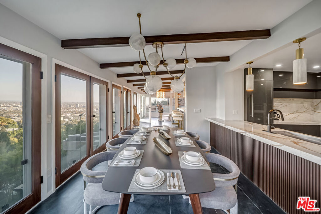 8874 Evanview Drive - Photo 8