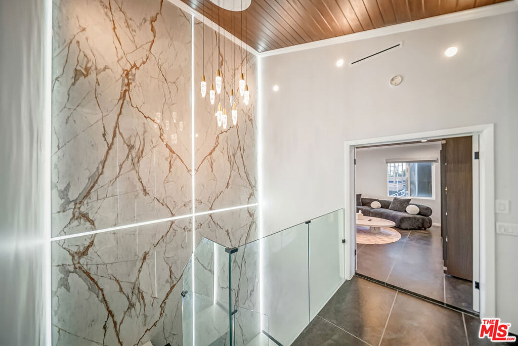 8874 Evanview Drive - Photo 29