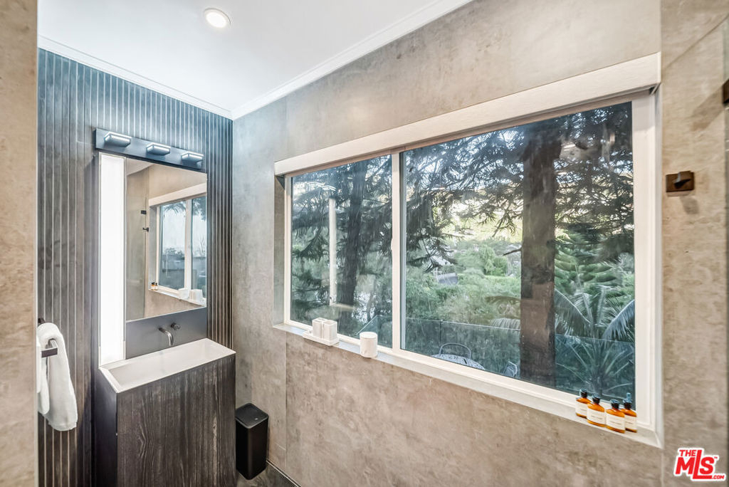 8874 Evanview Drive - Photo 49