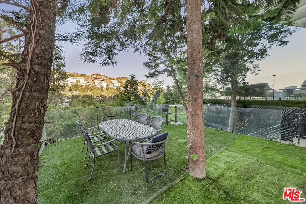 8874 Evanview Drive - Photo 45