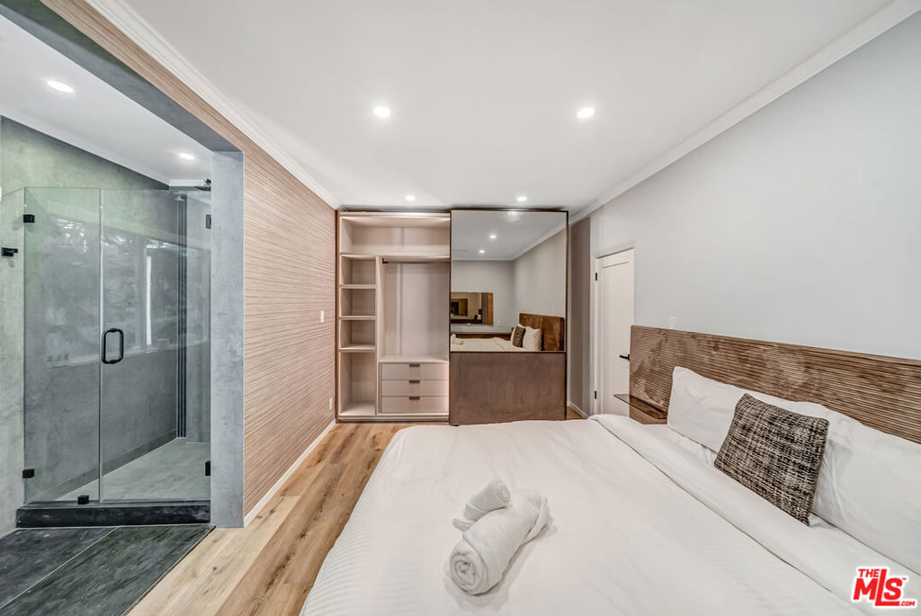 8874 Evanview Drive - Photo 48