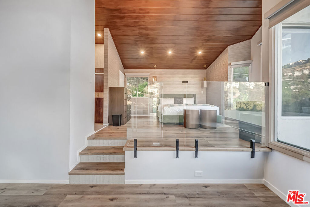 8874 Evanview Drive - Photo 25