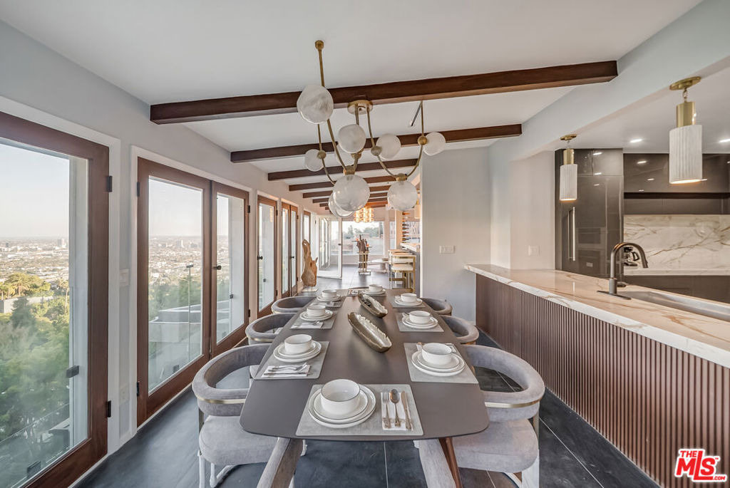 8874 Evanview Drive - Photo 9