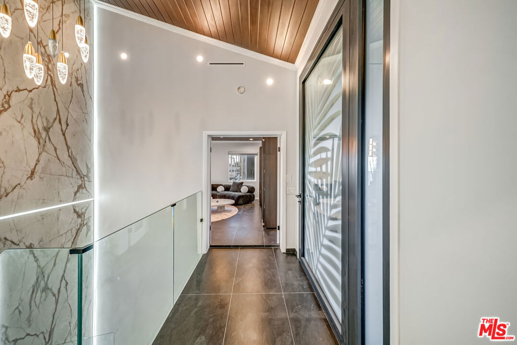 8874 Evanview Drive - Photo 31