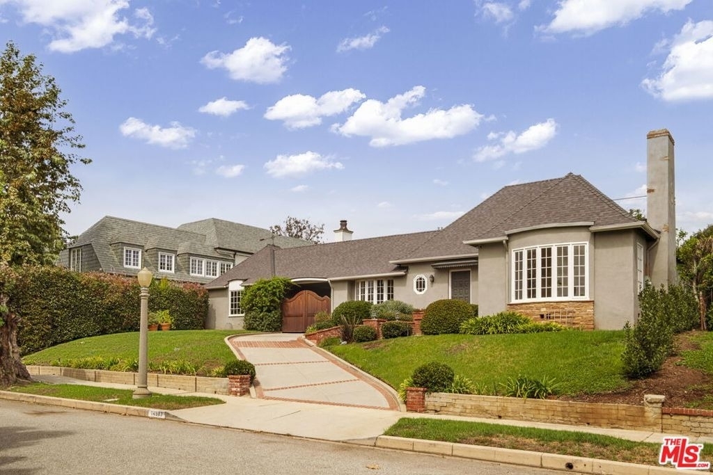 14907 Camarosa Drive - Photo 33