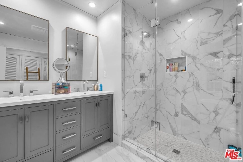 511 N Bristol Avenue - Photo 20