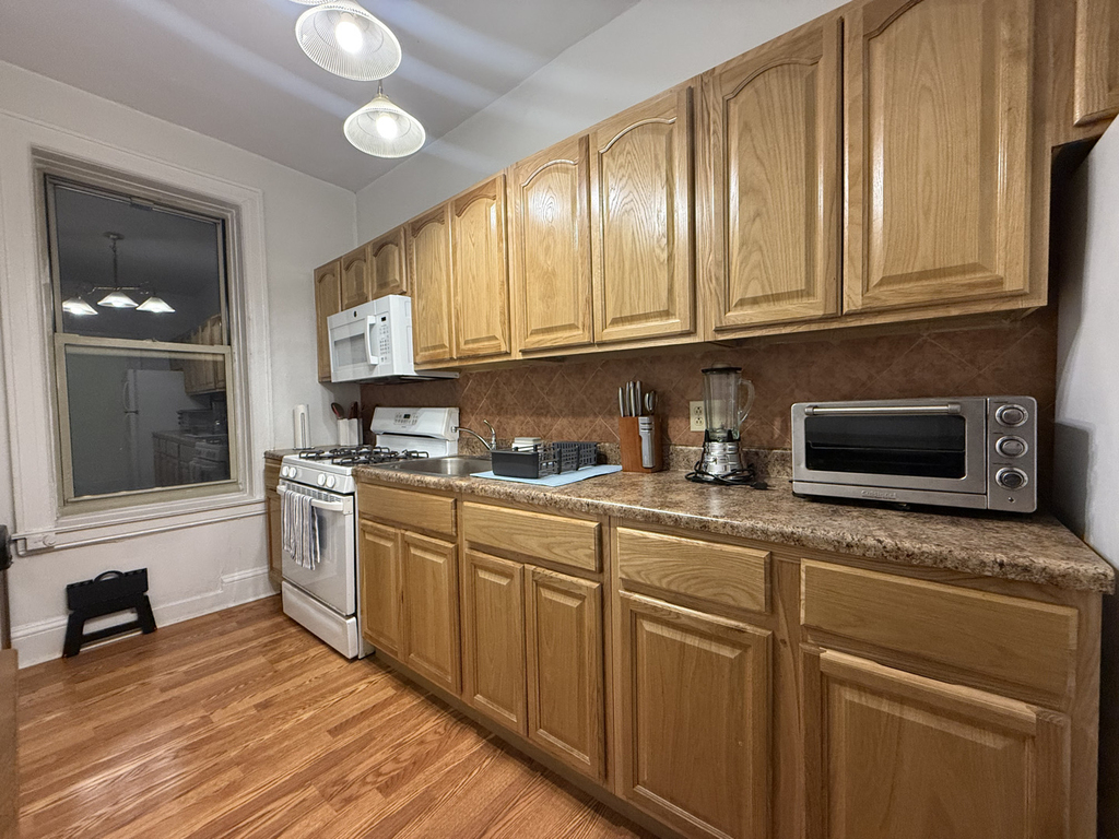 38-38 29th Street - Photo 9