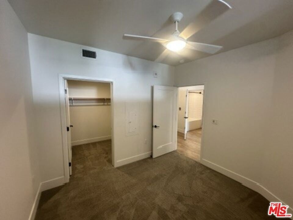 250 E Broadway - Photo 12