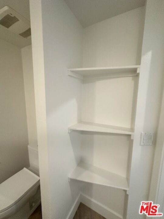 250 E Broadway - Photo 17