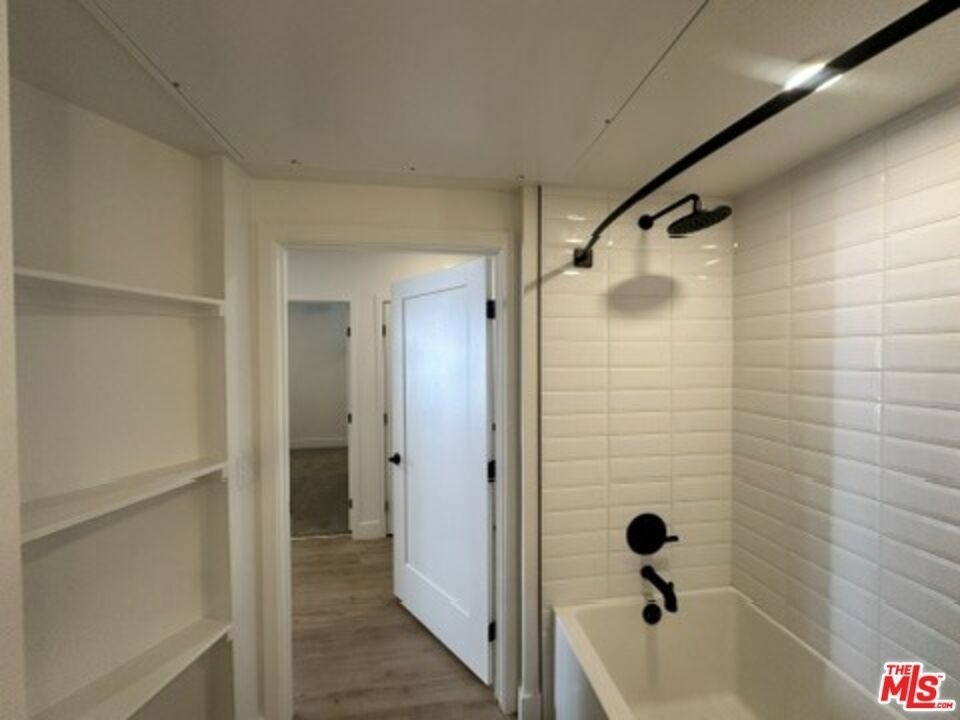 250 E Broadway - Photo 16