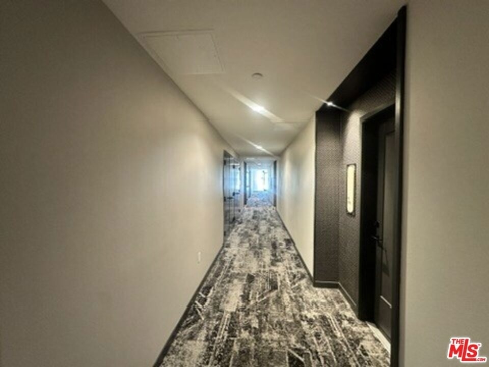 250 E Broadway - Photo 1