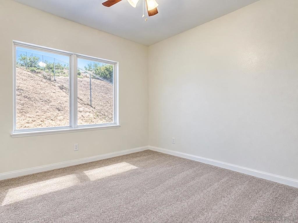 1657 Coronado Avenue - Photo 16