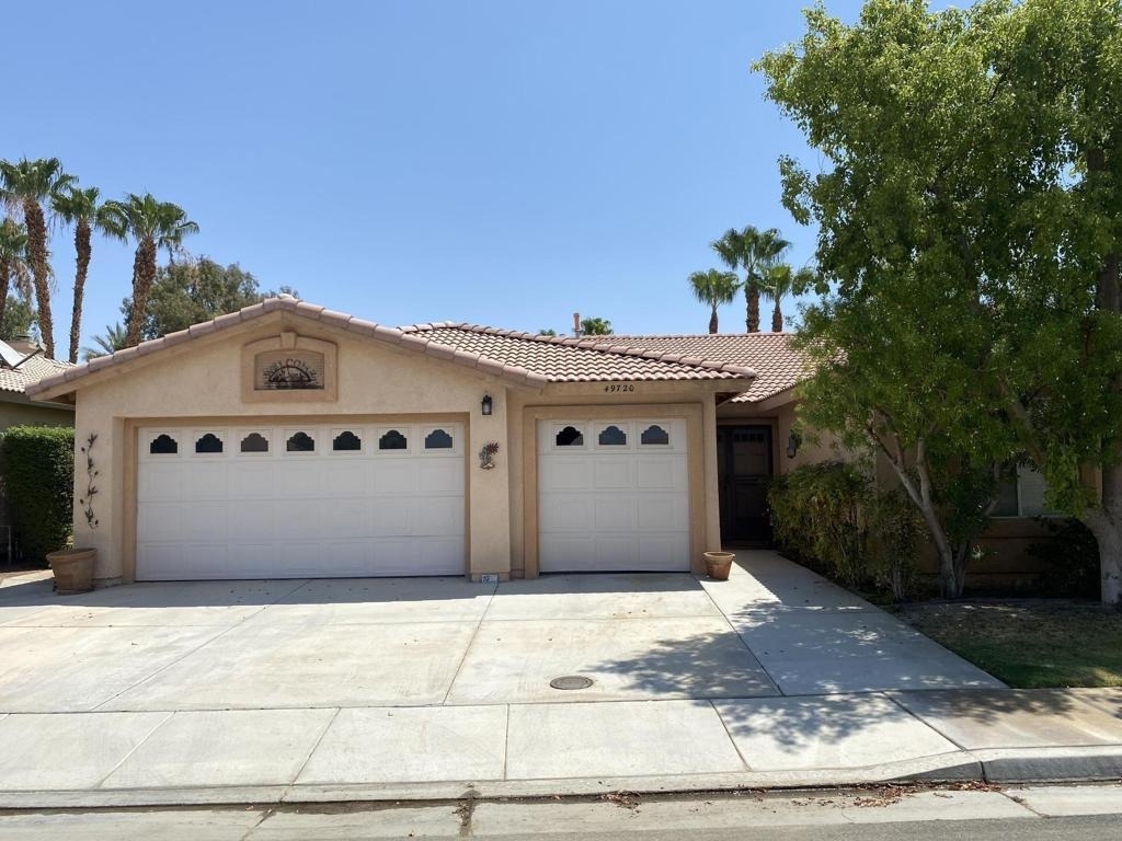 49720 Lincoln Drive - Photo 0