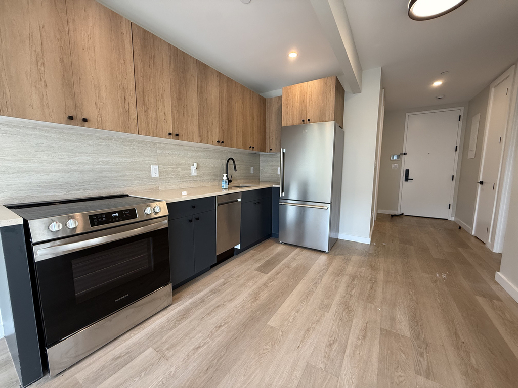 1582 Fulton Street - Photo 5