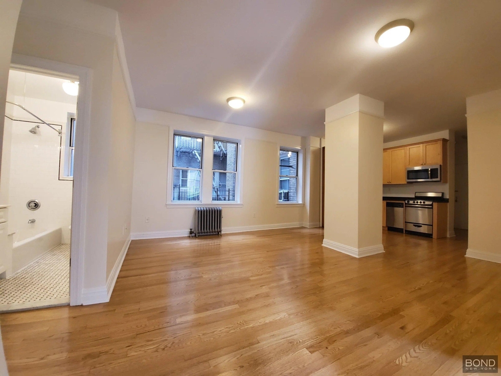 West 13th Street - Photo 0