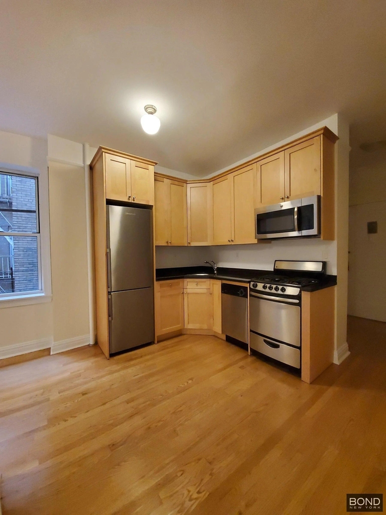 West 13th Street - Photo 1