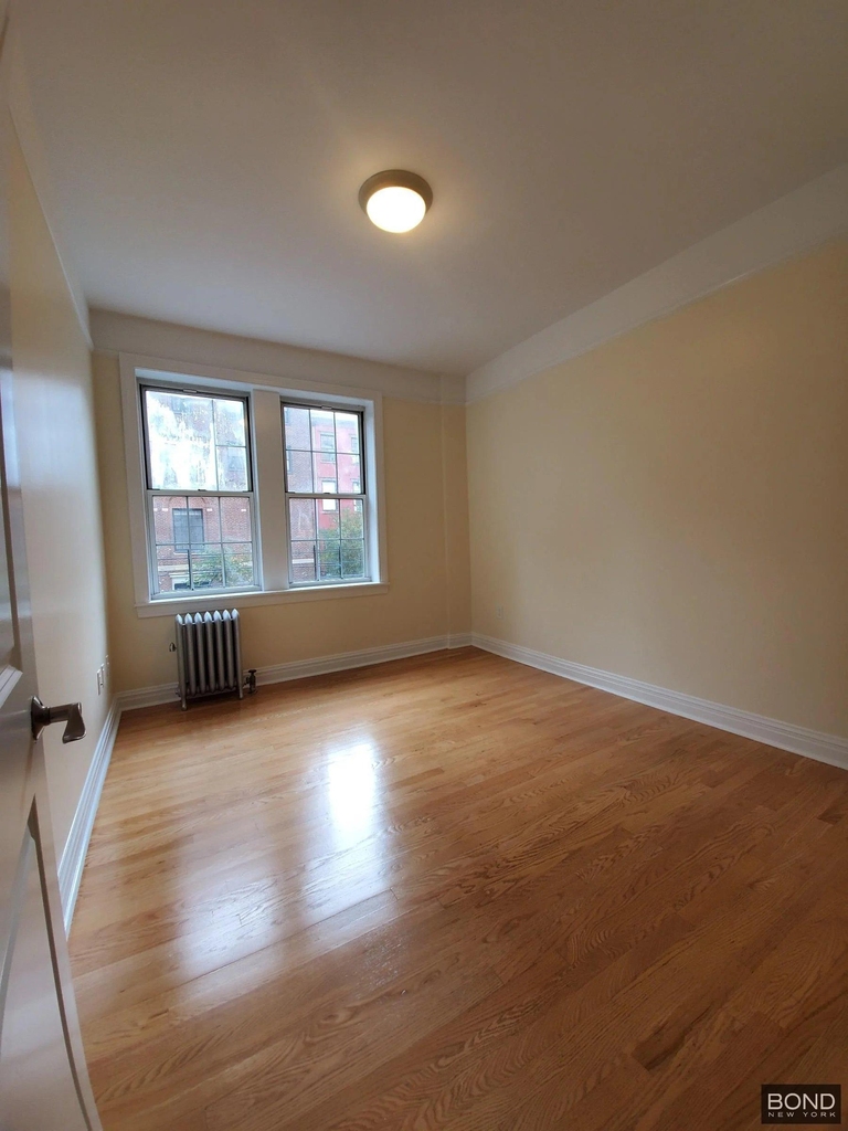 West 13th Street - Photo 2