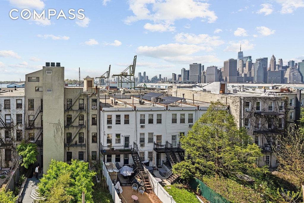Tiffany Place - Photo 10