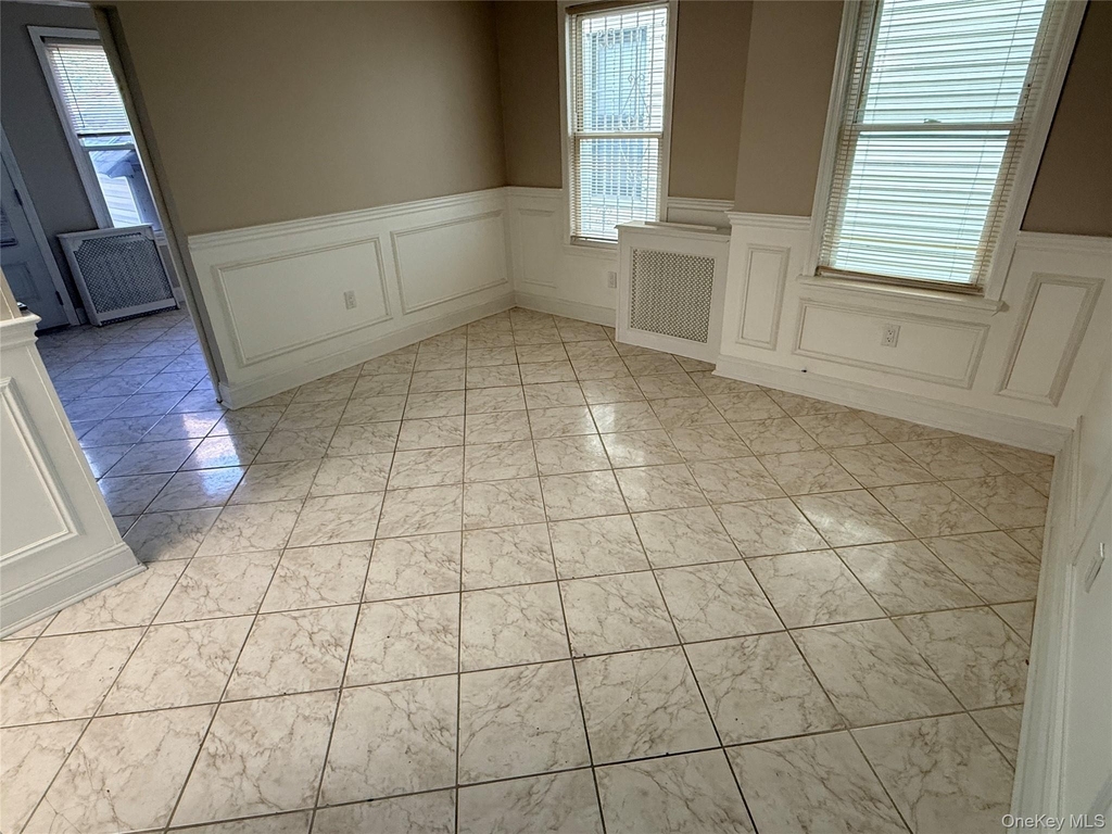 41-39 Benham Street - Photo 16