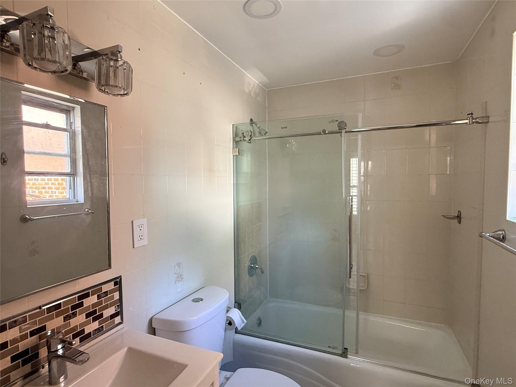 41-39 Benham Street - Photo 31