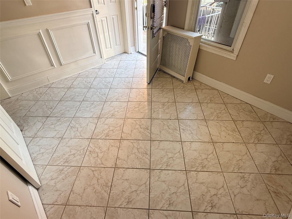 41-39 Benham Street - Photo 34