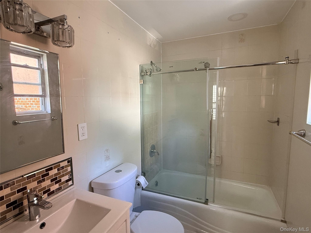 41-39 Benham Street - Photo 33