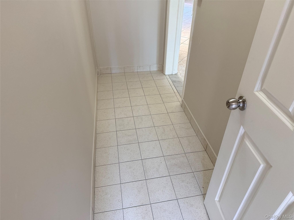 41-39 Benham Street - Photo 1