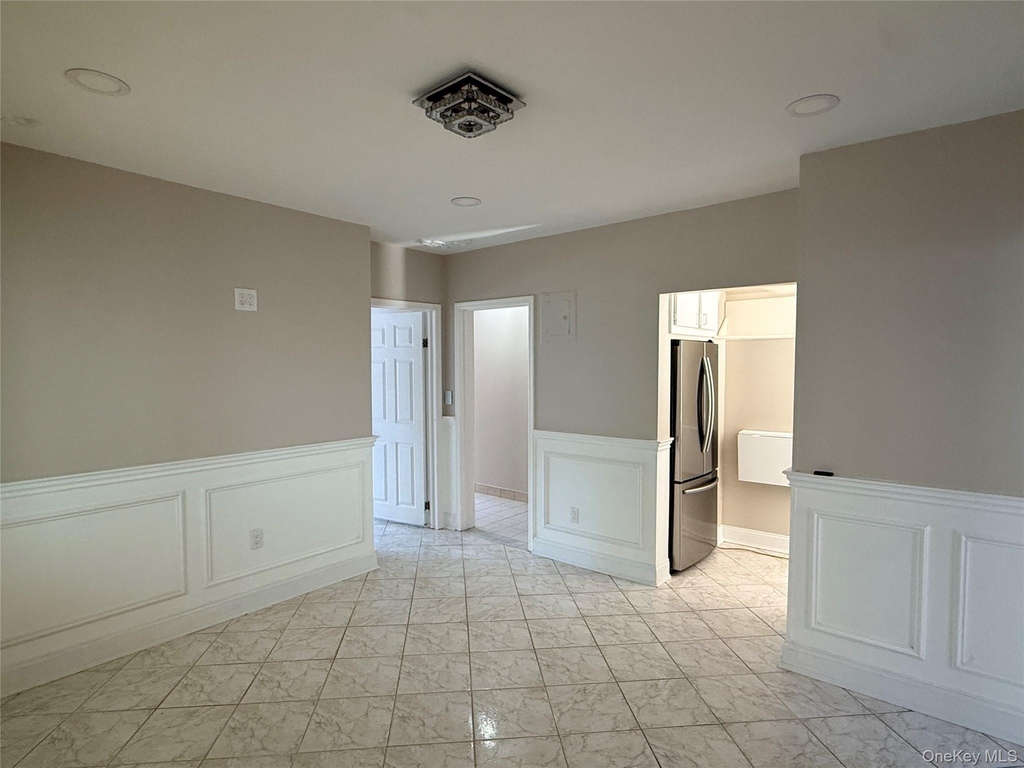 41-39 Benham Street - Photo 21