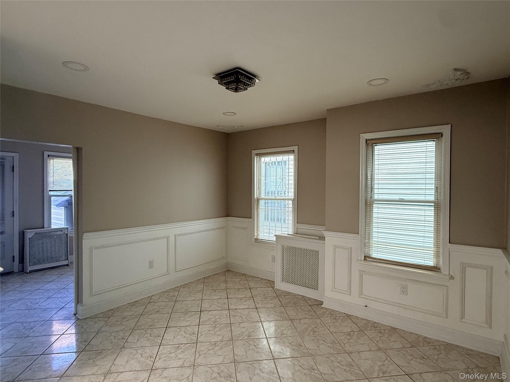 41-39 Benham Street - Photo 17