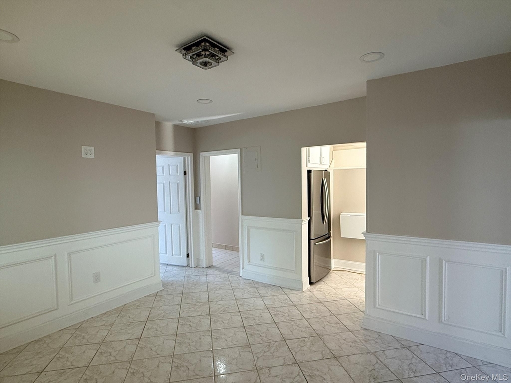 41-39 Benham Street - Photo 23