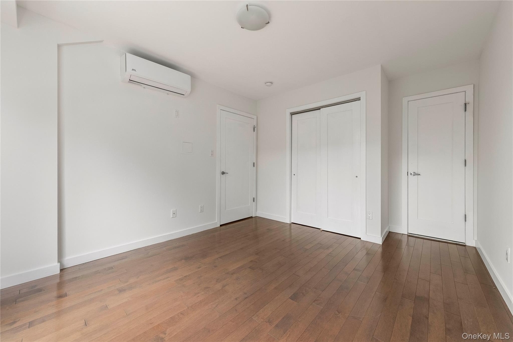 43-12 214 Place - Photo 6