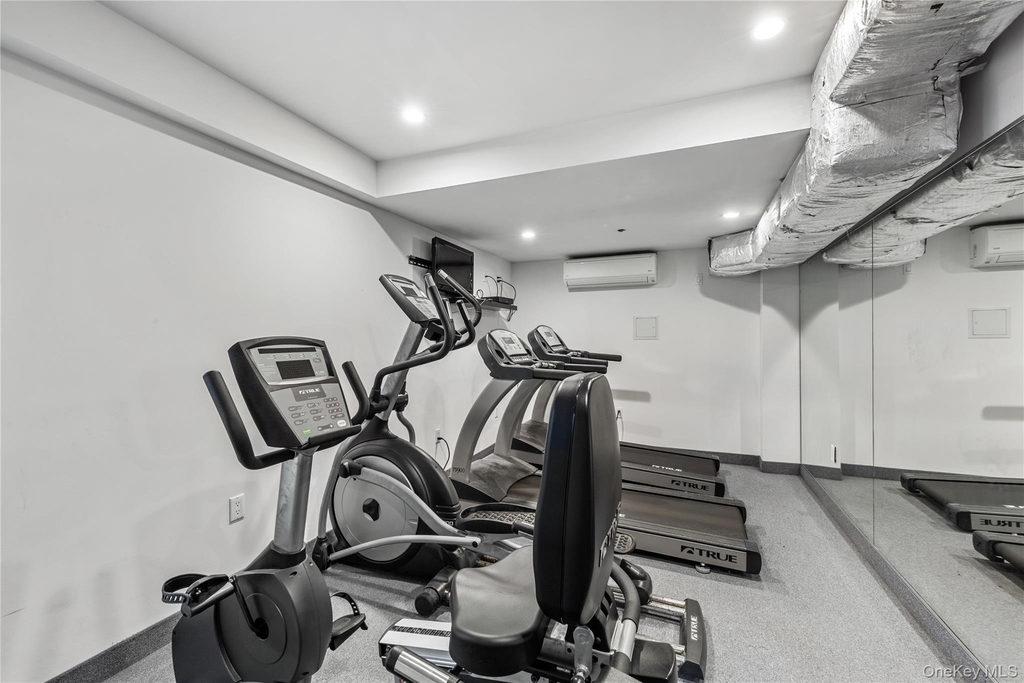 43-12 214 Place - Photo 11