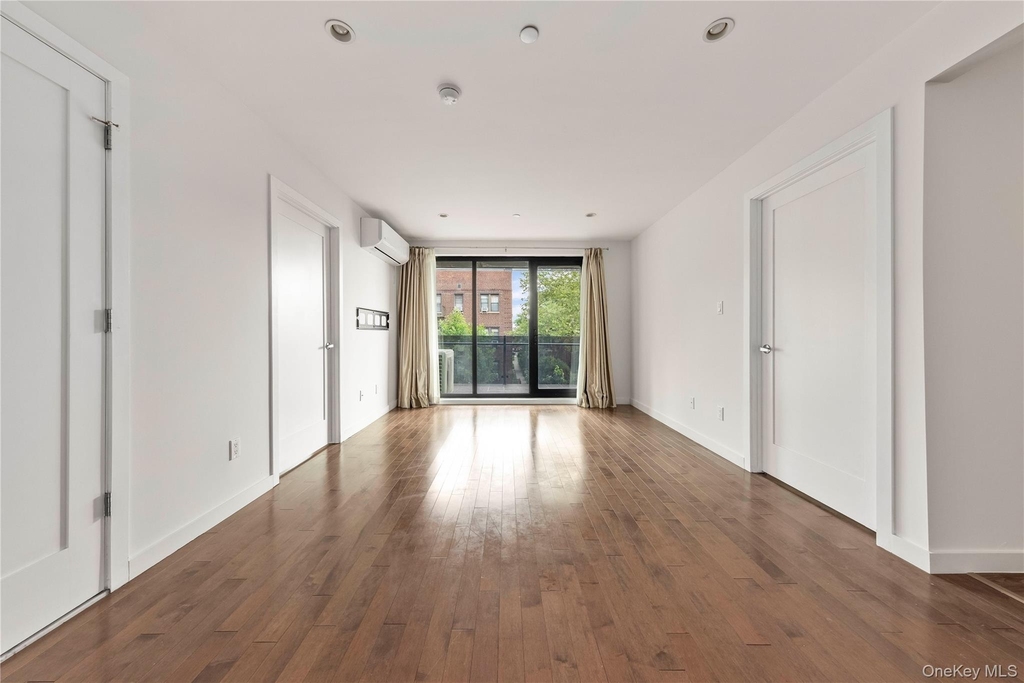 43-12 214 Place - Photo 4