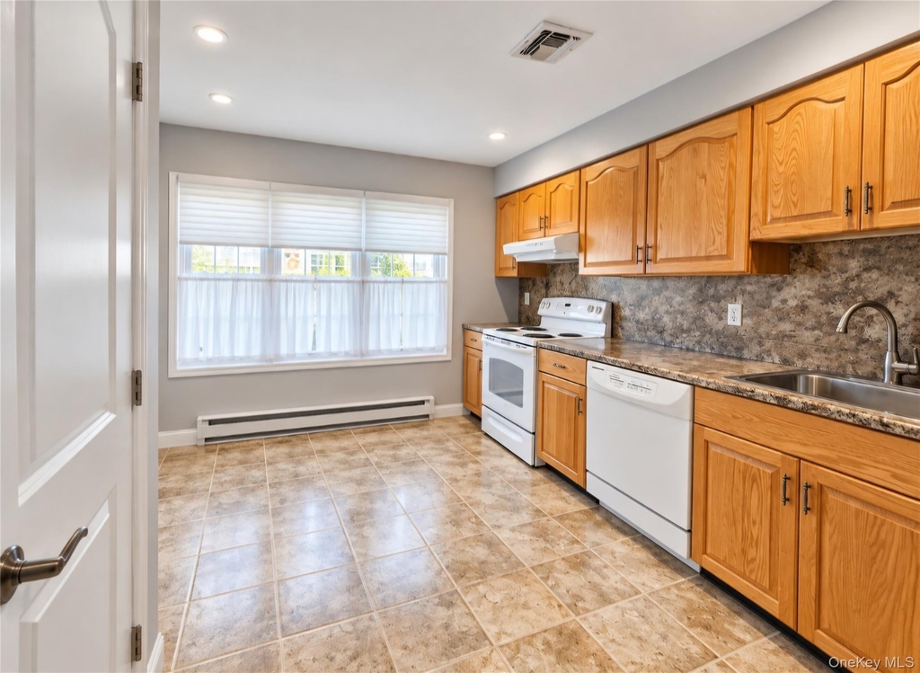 36 Revere Drive - Photo 3