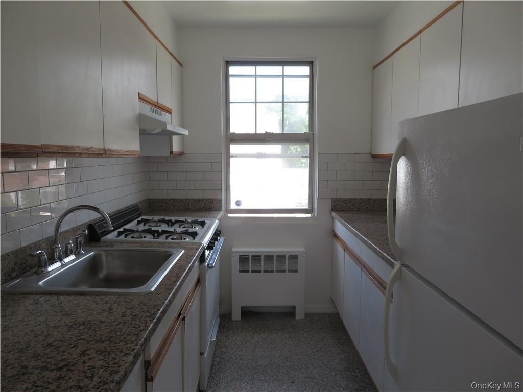 101 Carpenter Avenue - Photo 6