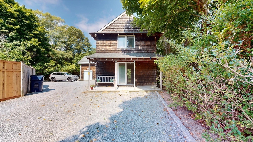 14 B Franklin Ave - Photo 0