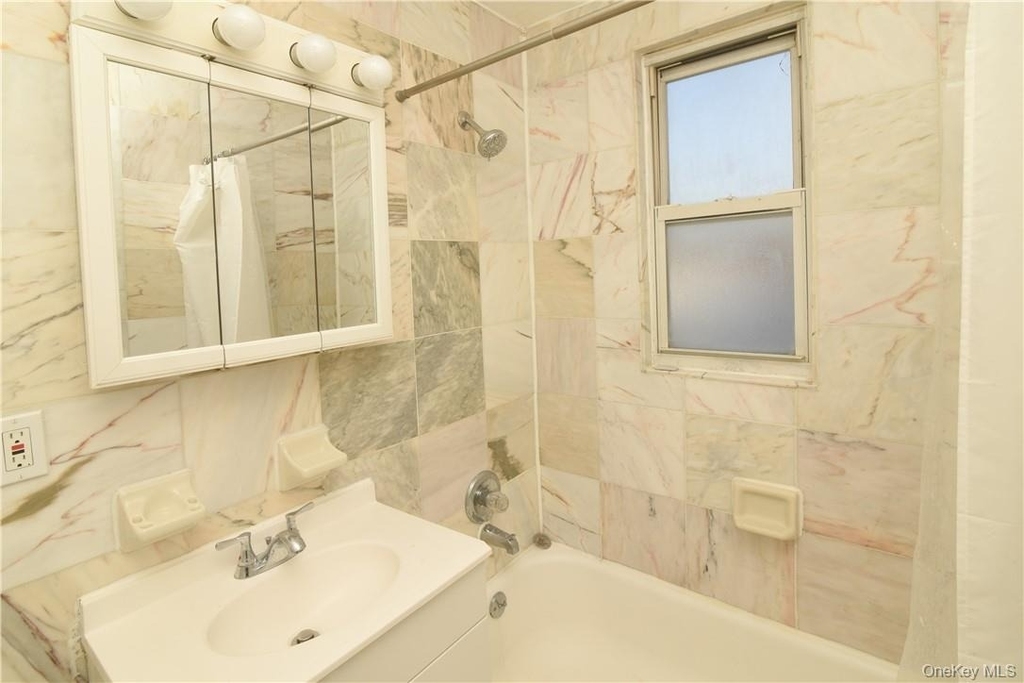 101 Carpenter Avenue - Photo 11