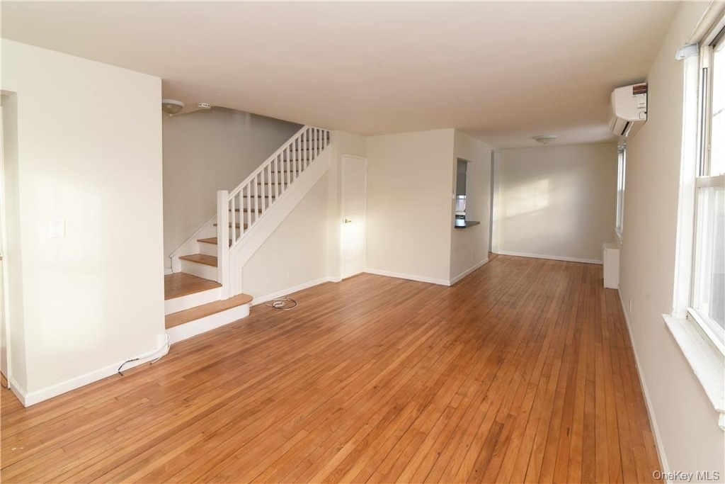 101 Carpenter Avenue - Photo 3