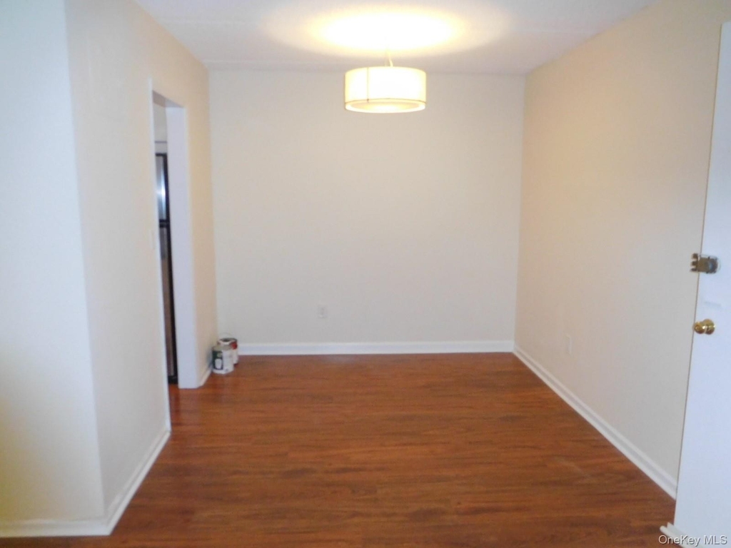 1 Consulate Drive - Photo 3