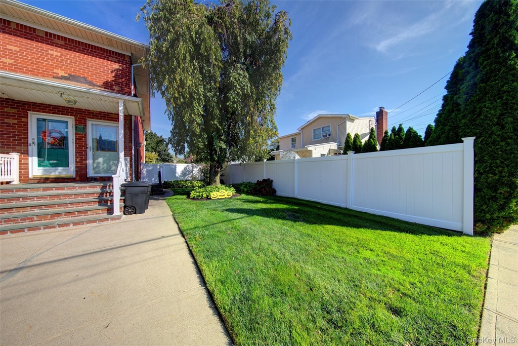 870 Garfield Street - Photo 17