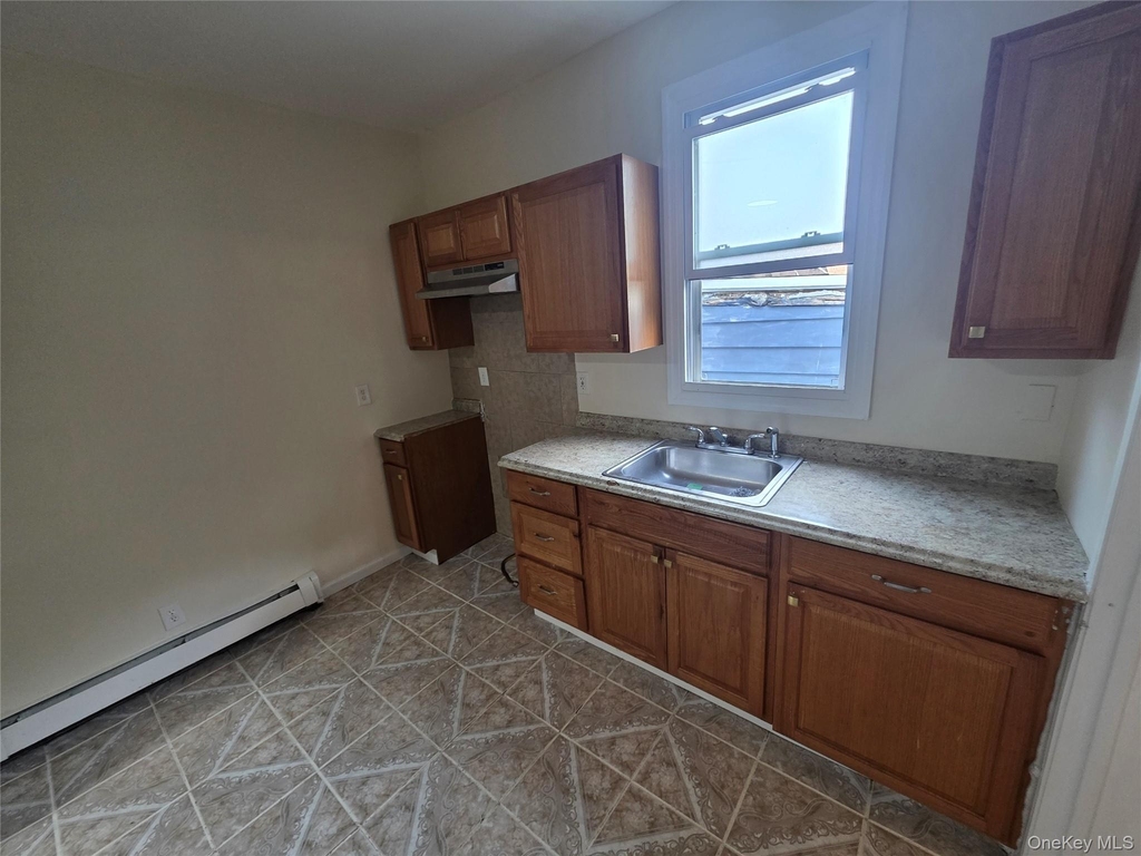 127 W Parmenter Street - Photo 2