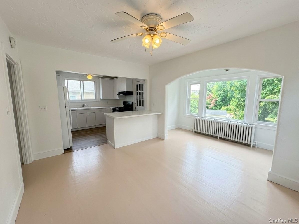 122 Greenvale Avenue - Photo 3