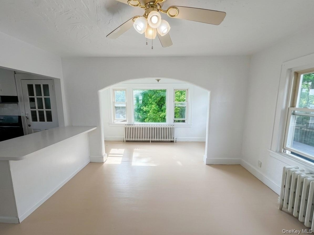 122 Greenvale Avenue - Photo 6