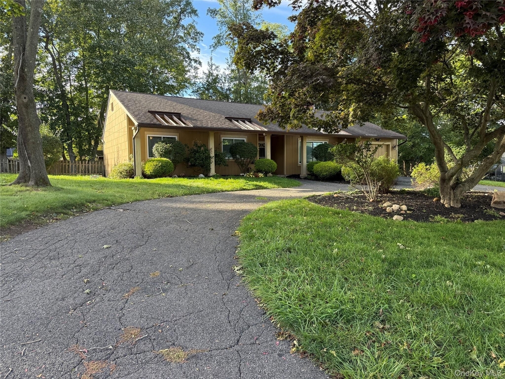 9 Stratford Road - Photo 1