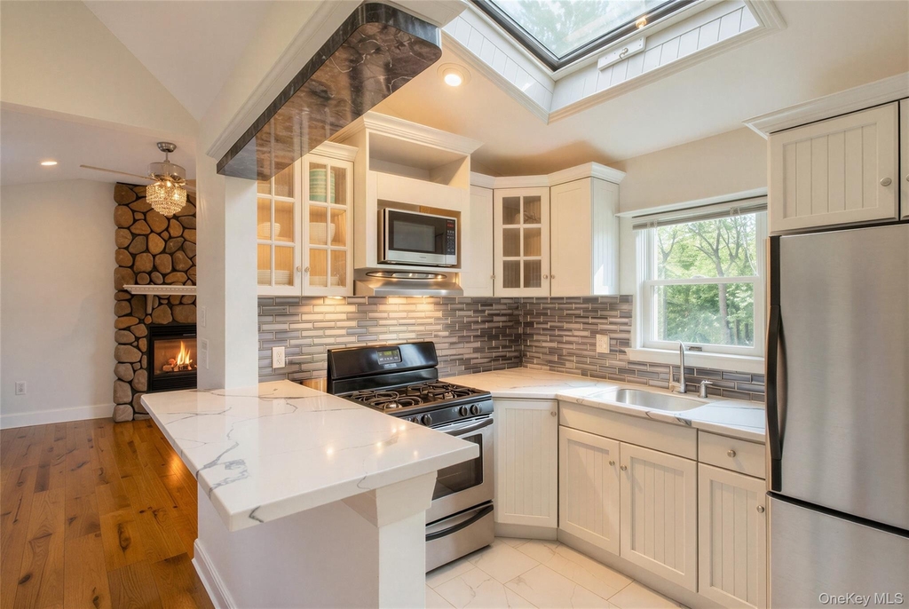 19 Lakewood Avenue - Photo 13